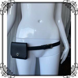 💋 4 FOR $50 /LILI SIDONIO FAUX LEATHER POUCH BELT (EUC)